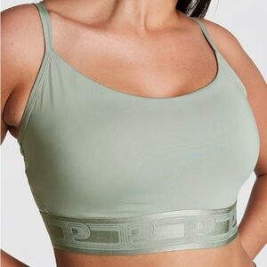 PINK Ultimate Lightly Lined Sportsbra Womens Large Light Blue